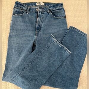 Abercrombie & Fitch Women's Denim Straight Leg Jeans